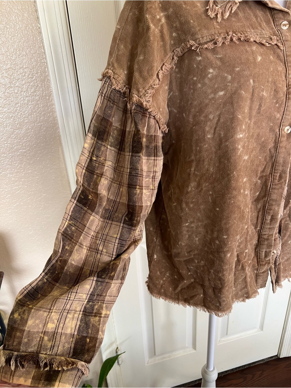 BiBi Brown Corduroy Plaid Patchwork Shacket Bleached Frayed Overshirt L - Picture 4 of 8
